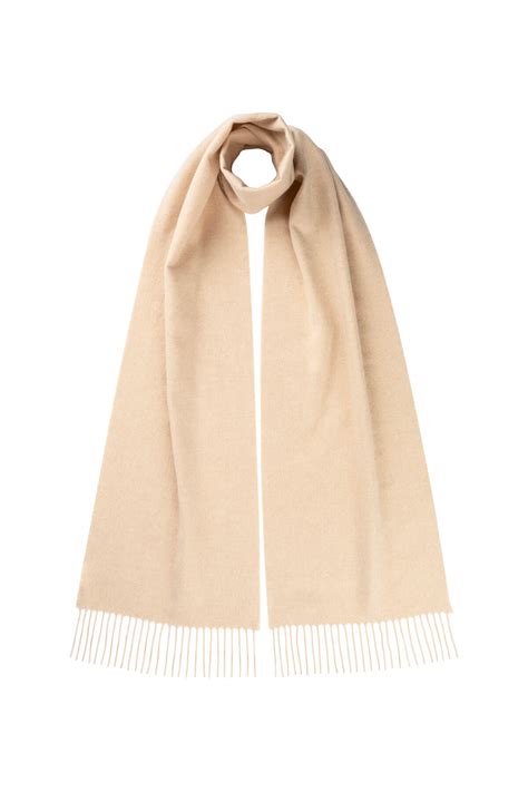 Natural Cashmere Scarf – Johnstons of Elgin.